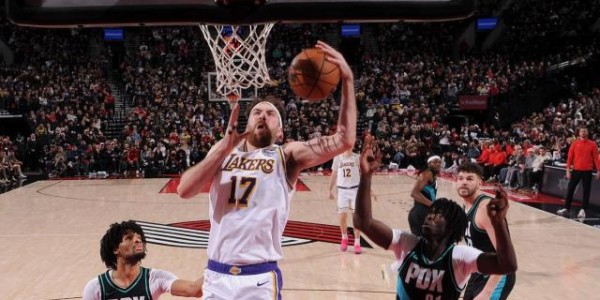 PG电子-输球也有亮点！湖人暗藏新星轰21+4