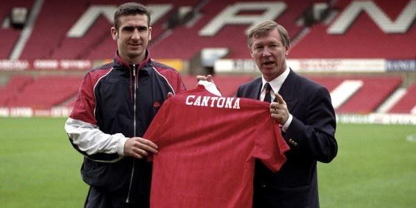 PG电子-1992年埃里克·坎通纳签约曼联|英超|老照片_新浪体育_新浪新闻